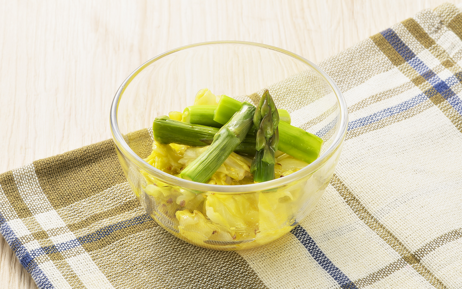 【低たんぱく食おすすめレシピ】「春キャベツとアスパラガスのマスタード和え」公開！